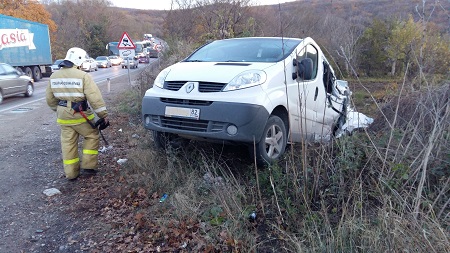 В Крыму вылетевший на встречку Lexus протаранил ВАЗ - один-одинехонек из водителей в коме [хроника ДТП 3 ноября]