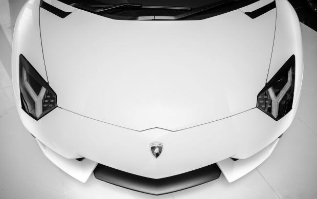ТопЖыр: Lamborghini разрабатывает электрический суперкар с самовосстанавливающимся корпусом и без батареи