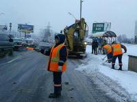 Киев готов убирать снег круглосуточно и завести воспрещение на въезд в город грузовиков