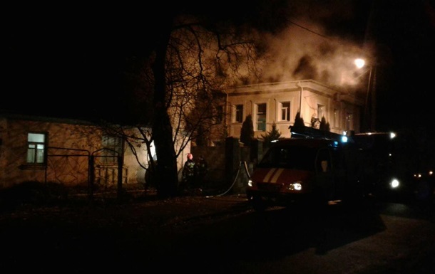 В Ровно горел жилой дом: погиб мужчина