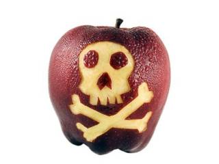Больше всего пестицидов содержится в яблоках и винограде, - эксперты