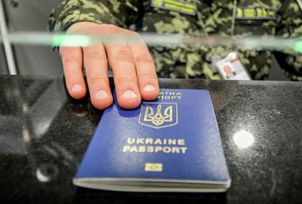 Сколько украинцев пользовались правом на безвизовый заезд в ЕС?