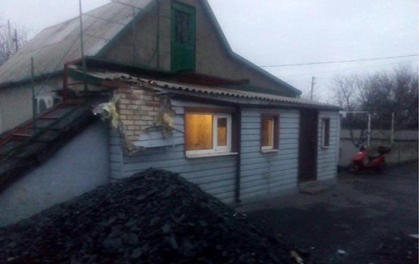 Сепаратисты обстреляли жилые кварталы Марьинки
